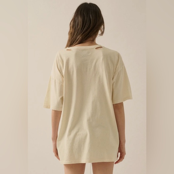 Promesa Distressed Graphic Pine Tree Print Women's Top - Picture 3 of 3